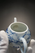 Load image into Gallery viewer, Qinghua Three Birds Jingdezhen Fine Porcelain Teapot by Master KuangShi 青花手绘匡石作梨形壶 180ml
