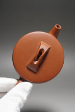 Load image into Gallery viewer, Fully Handmade Hongpilong Hanwa teapot by Hu Haojie 全手工胡浩杰红皮龙汉 180ml
