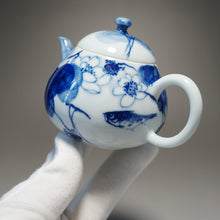 Load image into Gallery viewer, Qinghua Lotus and Fish Jingdezhen Fine Porcelain Teapot by Master KuangShi 青花手绘匡石作梨形壶 180ml

