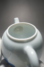 Load image into Gallery viewer, Qinghua Cabbage Jingdezhen Porcelain Teapot 青花壶白菜茶壶 185ml
