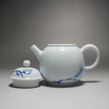 Load image into Gallery viewer, Qinghua Pine Tree Jingdezhen Porcelain Teapot 青花壶松树茶壶 185ml
