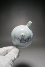 Load image into Gallery viewer, Qinghua partridge Jingdezhen Porcelain Teapot 青花壶鹧鸪茶壶 185ml
