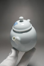 Load image into Gallery viewer, Qinghua Pine Tree Jingdezhen Porcelain Teapot 青花壶松树茶壶 185ml
