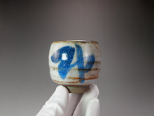 Load image into Gallery viewer, Shino Glazed Stoneware Teacup no.19 手工陶艺志野杯 110ml
