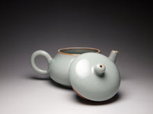 Load image into Gallery viewer, Ruyao Pear Teapot Tea Set 汝窑一壶两杯套装 165ml
