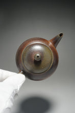 Load image into Gallery viewer, Wood Fired Handpicked TianQingNi Shuiping Yixing Teapot 柴烧天青泥水平壶 200ml
