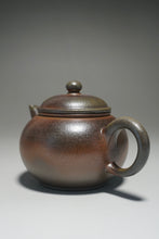 Load image into Gallery viewer, Wood Fired Handpicked TianQingNi Shuiping Yixing Teapot 柴烧天青泥水平壶 200ml
