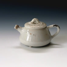 Load image into Gallery viewer, Inge Nielsen Porcelain Shino Shipiao no.2, 80ml
