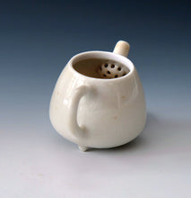 Load image into Gallery viewer, Inge Nielsen Porcelain Shino Tall Shipiao 100ml
