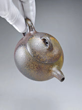 Load image into Gallery viewer, Wood Fired Lao Zini Mellon Yixing Teapot 柴烧老紫泥匏瓜 205m
