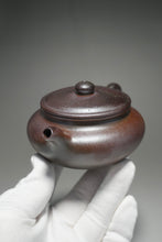 Load image into Gallery viewer, Wood Fired Lao Zini Bianfu Yixing Teapot 柴烧老紫泥扁腹 210ml
