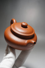 Load image into Gallery viewer, Zhuni Dahongpao Fanggu Yixing Teapot 朱泥大红袍仿古 210ml
