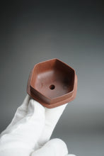 Load image into Gallery viewer, Lao Zini Hexagon Lianzi Yixing Teapot 老紫泥六方莲子 215ml
