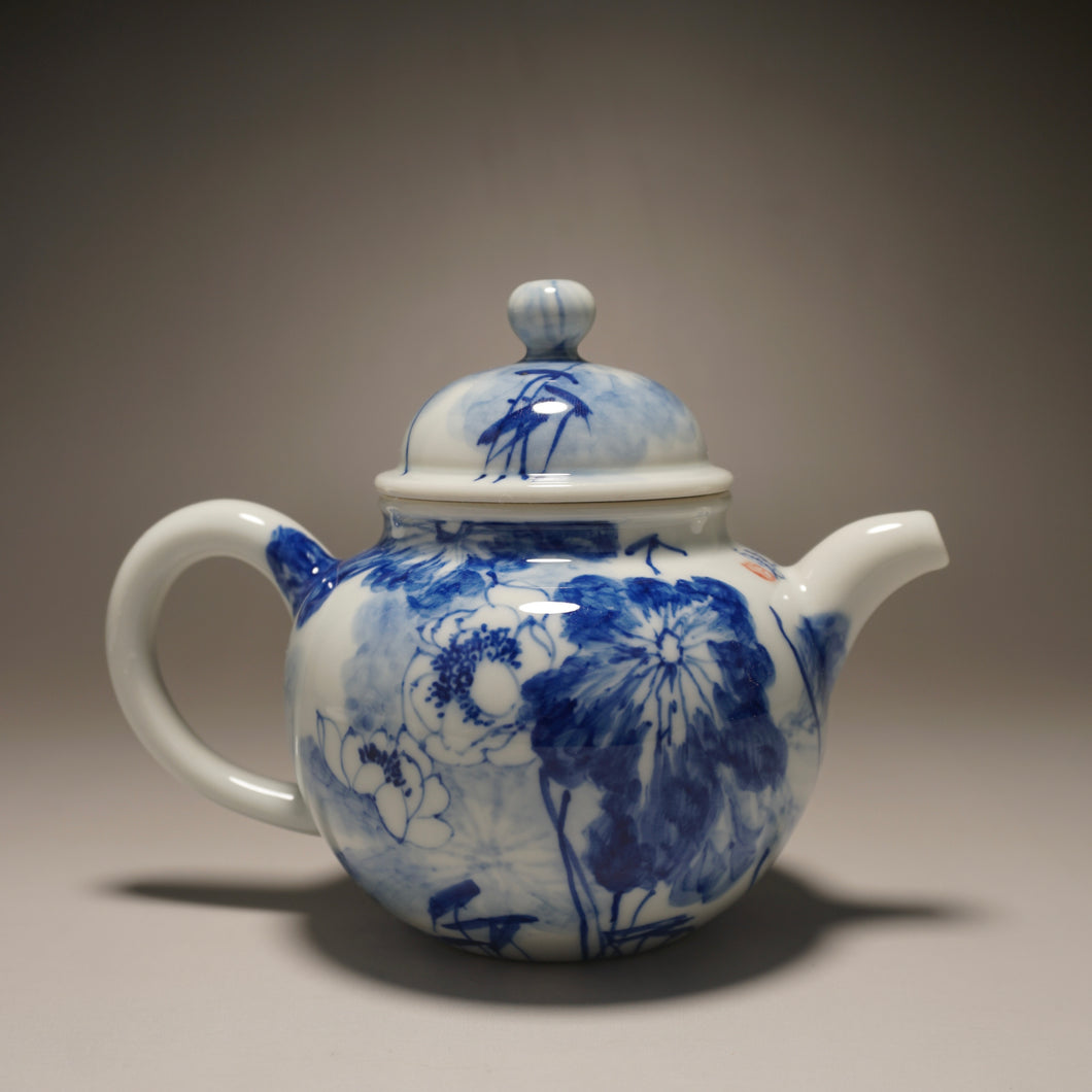 Qinghua Flowers Jingdezhen Fine Porcelain Duoqiu Teapot by Master KuangShi 青花匡石手绘掇球 220ml