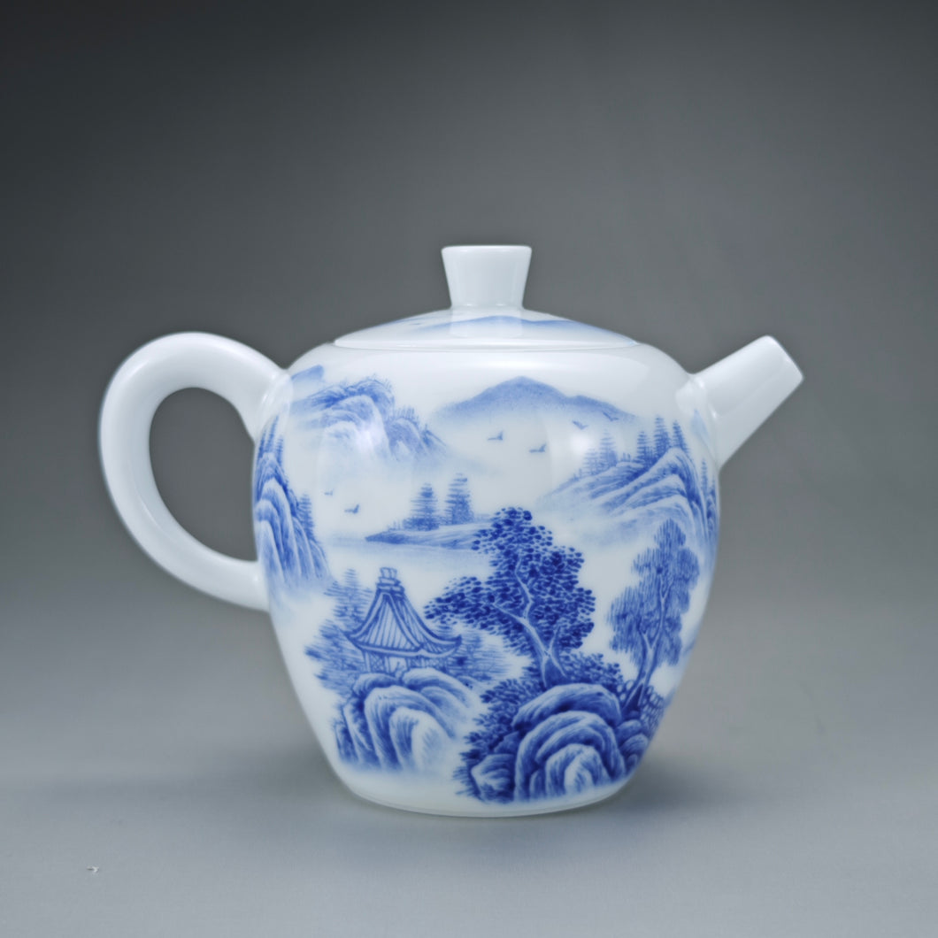 225ml Qinghua Hand Painted Lanscape Jingdezhen Porcelain Teapot 素直白瓷重工山水巨轮珠