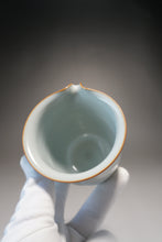 Load image into Gallery viewer, Moon White Ruyao Fair Cup 汝窑月白公道杯 225ml
