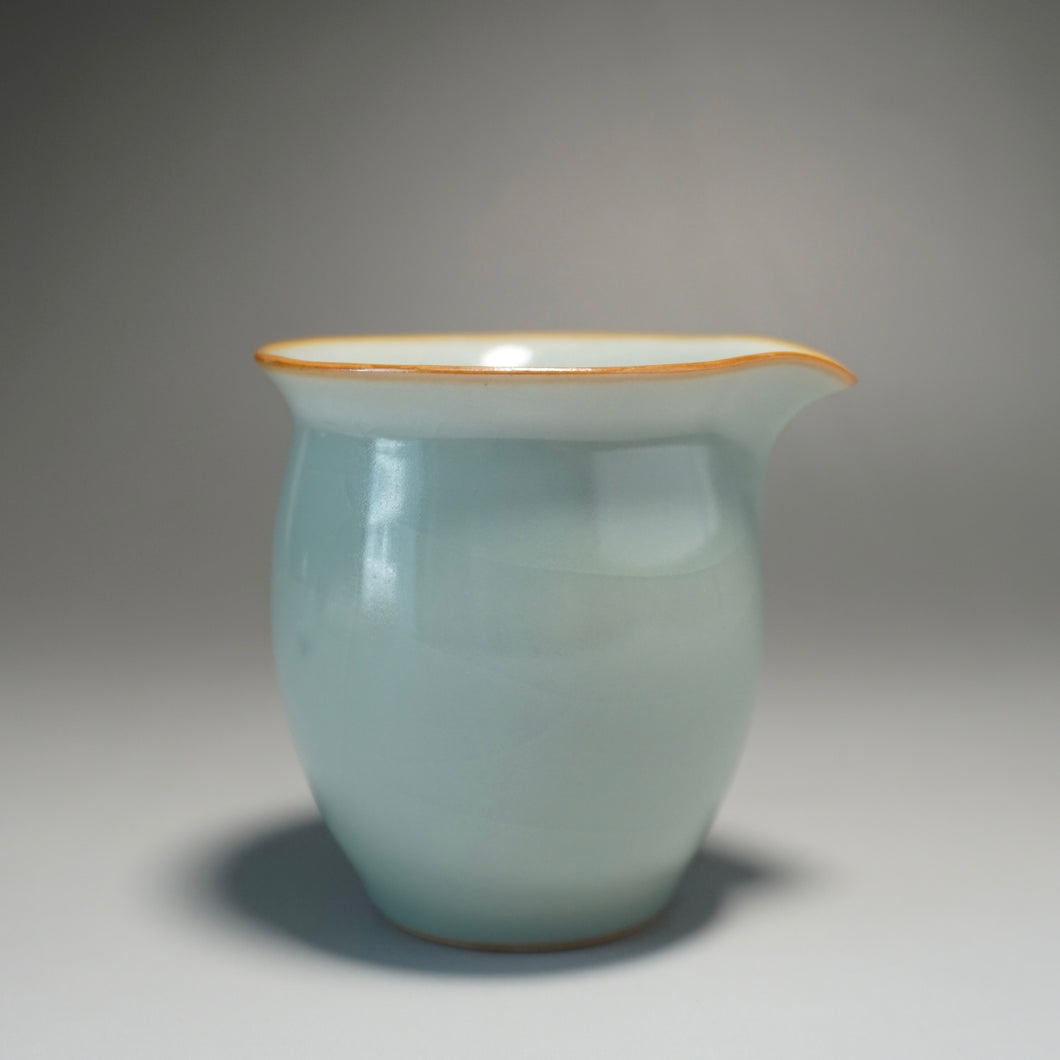 Magnolia Azure Ruyao Fair Cup 汝窑天青公道杯 225ml