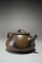 Load image into Gallery viewer, Wood Fired Dicaoqing Shipiao Yixing Teapot 柴烧平盖石瓢 230ml
