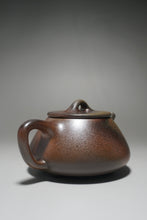 Load image into Gallery viewer, Wood Fired Dicaoqing Shipiao Yixing Teapot 柴烧平盖石瓢 230ml
