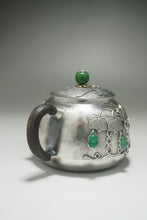 Load image into Gallery viewer, 999 Pure Silver Handmade Jade Gourd Teapot with Silver Wire Inlay 全手工掐丝镶玉葫芦藤银壶 230ml
