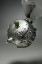 Load image into Gallery viewer, 999 Pure Silver Handmade Jade Gourd Teapot with Silver Wire Inlay 全手工掐丝镶玉葫芦藤银壶 230ml
