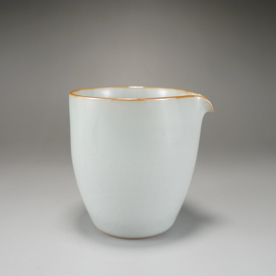 Moon White Ruyao Fair Cup 汝窑月白公道杯 240ml