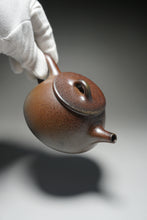 Load image into Gallery viewer, Wood Fired Shipiao Dicaoqing Yixing Teapot 柴烧底槽青平盖石瓢 240ml
