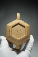 Load image into Gallery viewer, Fully Handmade Benshan Duanni Hexagon Gongdeng Teapot with carving and gold flecks by Qian Xuemeng 全手工本山段泥六方宫灯带刻绘洒金钱雪梦制 250ml
