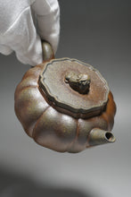 Load image into Gallery viewer, Fully Handmade Wood Fired Jiangpo-Qingni Jingwen Xiushi Yixing Teapot by Tang Mengfei 全手工汤梦飞柴烧青降坡泥筋纹器绣狮 250ml
