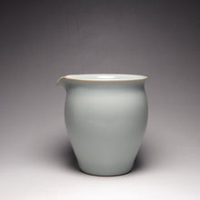 Load image into Gallery viewer, Magnolia Ruyao Fair Cup 汝窑公杯 260ml

