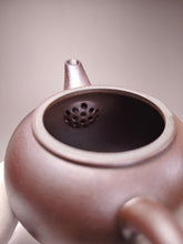 Load image into Gallery viewer, Wood Fired Lao Zini Big Shuiping Yixing Teapot 柴烧老紫泥水平 260ml
