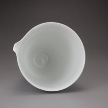 Load image into Gallery viewer, White Jade Series Fair Cup by Taoshan Studio 桃山房白子玉系列公杯 260ml
