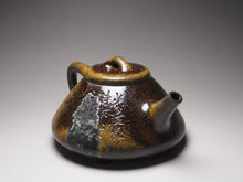 Load image into Gallery viewer, Wood Fired Shipiao Dicaoqing Yixing Teapot with Carvings of Blossoms 柴烧底槽青子冶石瓢带刻绘  260ml
