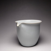 Load image into Gallery viewer, Ruyao Fair Cup 汝窑公杯 265ml
