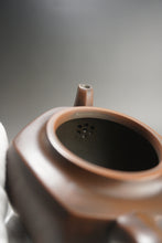 Load image into Gallery viewer, 270ml Tall Hexagon Nixing Teapot by Huang Fu Sheng 黄富盛六方宫灯坭兴壶
