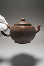 Load image into Gallery viewer, 270ml Tall Hexagon Nixing Teapot by Huang Fu Sheng 黄富盛六方宫灯坭兴壶
