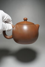 Load image into Gallery viewer, Nixing Teapot Year of the Snake by Ma Wuhong 马武宏生肖浮雕蛇 290ml
