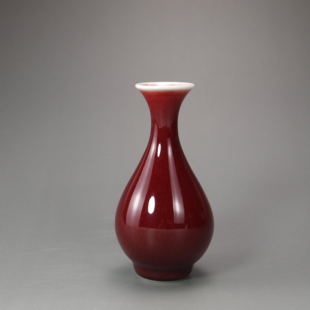 Little Langhong Porcelain Vase 郎红小花器