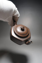 Load image into Gallery viewer, 300ml Tall Hexagon Nixing Teapot by Huang Fu Sheng 黄富盛六方宫灯坭兴壶
