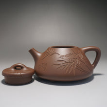 Load image into Gallery viewer, Fully Handmade Lao Zini Shipiao with Carvings Yixing Teapot 全手工徐卫民老紫泥雕刻竹鸟子冶石瓢 315ml
