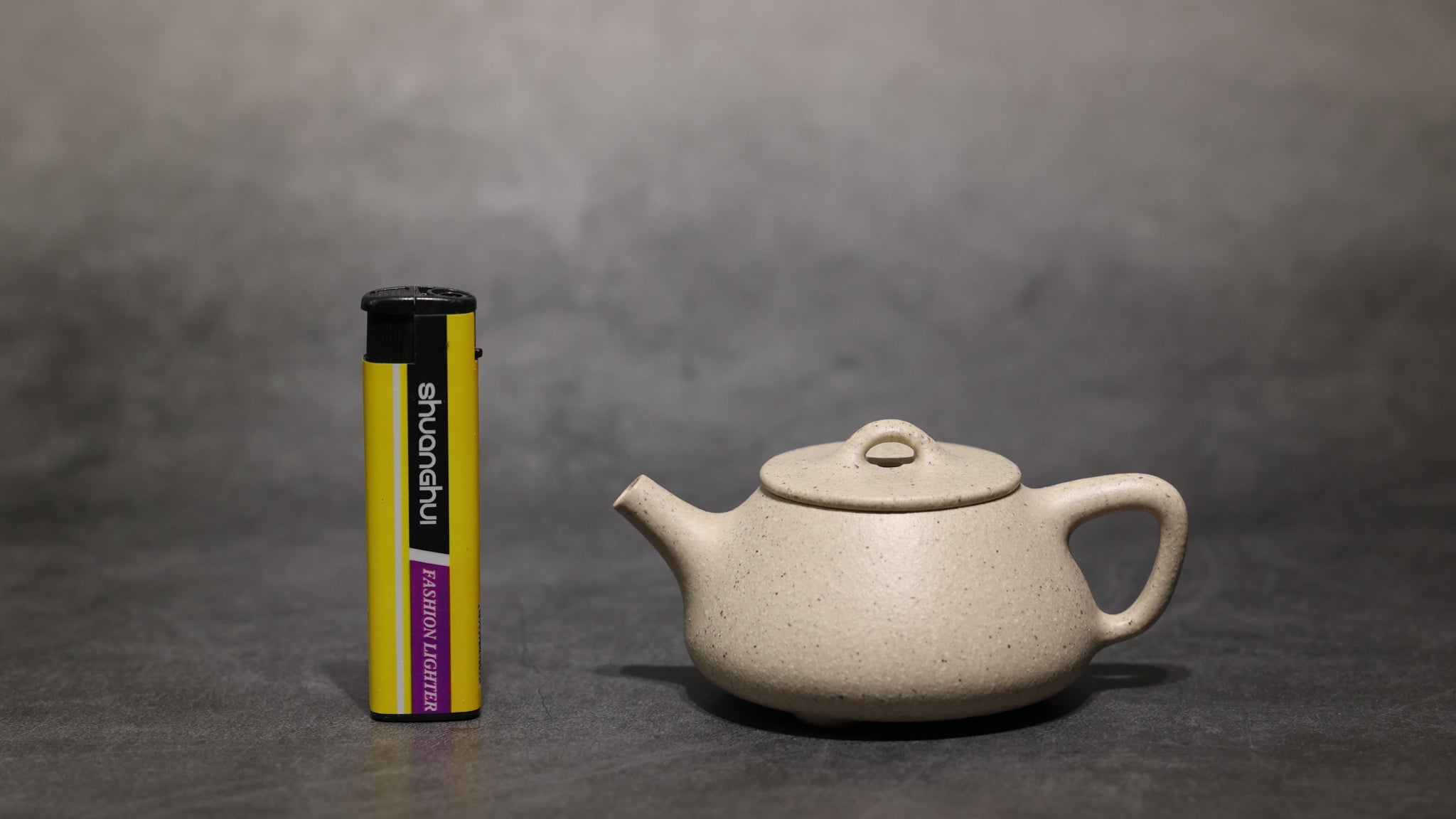Baiyuduan Little Shipiao Yixing Teapot 白玉段小石瓢 110ml