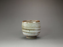 Load image into Gallery viewer, Shino Glazed Stoneware Teacup no.4 手工陶艺志野杯 105ml
