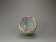 Load image into Gallery viewer, Shino Glazed Stoneware Teacup no.4 手工陶艺志野杯 105ml
