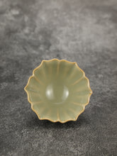 Load image into Gallery viewer, 50ml Jade Series Ruyao Lotus Teacup 汝窑青玉釉荷瓣杯
