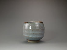 Load image into Gallery viewer, Shino Glazed Stoneware Teacup no.5 手工陶艺志野杯 125ml
