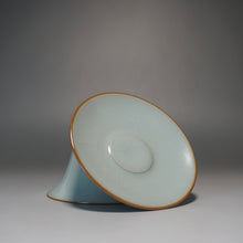Load image into Gallery viewer, Azure Ruyao Sancai Gaiwan 天青汝窑三才盖碗
