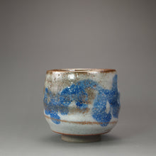 Load image into Gallery viewer, Shino Glazed Stoneware Teacup no.6 手工陶艺志野杯 135ml
