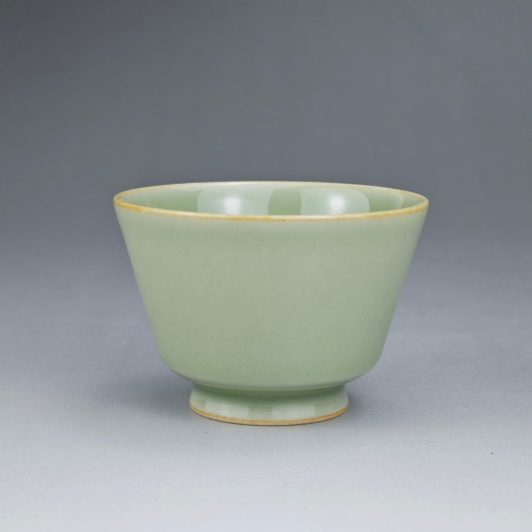 70ml Miseyou Porcelain Horseshoe Teacup from Jingdezhen 秘色釉小马蹄杯