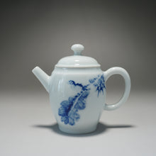 Load image into Gallery viewer, Qinghua Little Bird Jingdezhen Porcelain Teapot 青花写意小高仕壶 70ml
