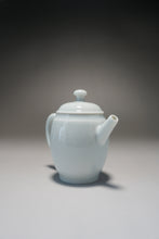Load image into Gallery viewer, Qinghua Bird on Branch Jingdezhen Porcelain Teapot 青花写意小高仕壶 70ml
